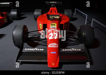 Scarperia, Italia - 24 ottobre 2025: Ferrari 640 o F189 ex Nigel Mansell e Gerhard Berger in mostra durante le finali del mondo Ferrari 2025 al Mugello C. Foto Stock