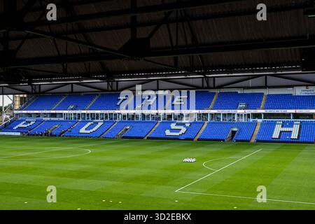 Vista generale all'interno dello stadio durante la partita del primo turno di fa Cup tra Peterborough e Cardiff City a London Road, Peterborough, sabato 1 novembre 2025. (Foto: Kevin Hodgson | mi News) crediti: MI News & Sport /Alamy Live News Foto Stock