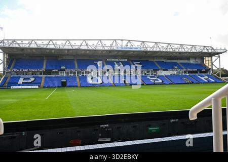 Vista generale all'interno dello stadio durante la partita del primo turno di fa Cup tra Peterborough e Cardiff City a London Road, Peterborough, sabato 1 novembre 2025. (Foto: Kevin Hodgson | mi News) crediti: MI News & Sport /Alamy Live News Foto Stock