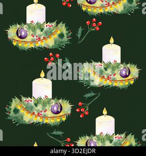 Candele, agrifoglio, rami di pino, bacche, baubles acquerello motivo natalizio senza cuciture su verde scuro. Ideale per confezionare carta e tessuti per feste Foto Stock
