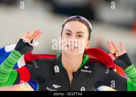 Heerenveen, Paesi Bassi. 1 novembre 2025. HEERENVEEN, PAESI BASSI - 1 NOVEMBRE: Femke Kok durante i Campionati olandesi di pattinaggio su strada 2026 a Thialf il 1° novembre 2025 a Heerenveen, Paesi Bassi. (Foto di Andre Weening/Orange Pictures) credito: Orange Pics BV/Alamy Live News Foto Stock