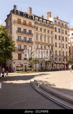 Edifici architettonici in Place des Jacobins, 2° arrondissement, Lione, Francia Foto Stock