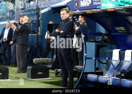 San Pietroburgo, Russia. 1 novembre 2025. Mikhail Galaktionov, allenatore del Lokomotiv visto in azione durante la partita di calcio della Premier League russa tra Zenit San Pietroburgo e Lokomotiv Mosca alla Gazprom Arena. Punteggio finale; Zenit 2:0 Lokomotiv. Credito: SOPA Images Limited/Alamy Live News Foto Stock