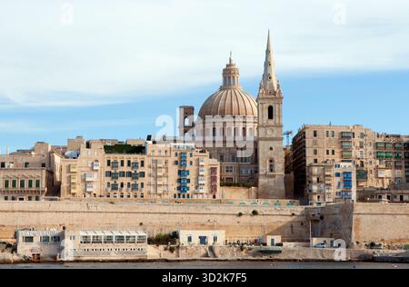 Concattedrale di San Giovanni che domina lo skyline di la Valletta, Malta Foto Stock