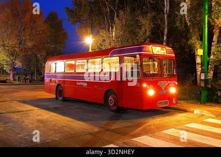 Sandtoft Trolleybus Museum di notte Foto Stock