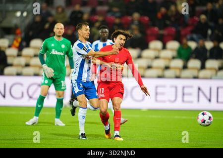 Farum, Danimarca. 2 novembre 2025. Superligakampen mellem FC Nordsjaelland og OB Paa Right to Dream, Park i Farum soendag den 2. novembre 2025. Crediti: Ritzau/Alamy Live News Foto Stock