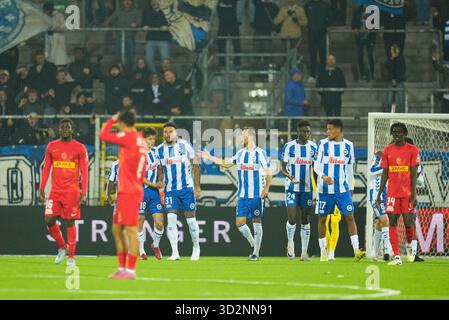 Farum, Danimarca. 2 novembre 2025. Superligakampen mellem FC Nordsjaelland og OB Paa Right to Dream, Park i Farum soendag den 2. novembre 2025. Crediti: Ritzau/Alamy Live News Foto Stock