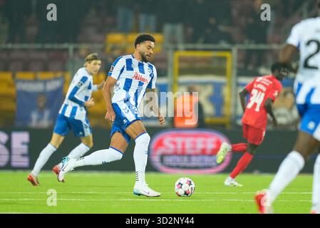 Farum, Danimarca. 2 novembre 2025. Superligakampen mellem FC Nordsjaelland og OB Paa Right to Dream, Park i Farum soendag den 2. novembre 2025. Crediti: Ritzau/Alamy Live News Foto Stock