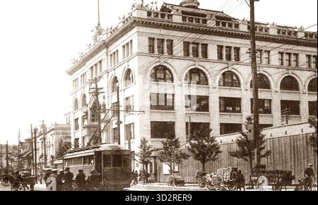 Foto d'epoca dei grandi magazzini Mitsukoshi a Tokyo, Giappone - 1918-1923 Foto Stock