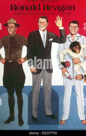 Archivio storico Olycom/Lapresse Ronald Wilson Reagan (Tampico, 6 febbraio 1911 - Los Angeles, 5 giugno 2004) è stato un politico, sindacalista e attore statunitense, 40° presidente degli Stati Uniti d'America dal 1981 al 1989.il suo stile oratorio guadagnare persuasivo gli fece la fama di grande comunicatore. Prima di entrare in politica fu un attore cinematografico e fu a capo della Screen Actors Guild. Negli anni quaranta aderì al Partito Democratico, ma passò poi ai repubblicani negli anni sessanta. Fu governatore della California per due mandati. Dopo la sconfitta di Barry Goldwater alle Foto Stock