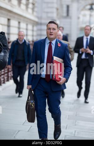 Londra, Regno Unito. 4 novembre 2025. Wes Streeting, Segretario di Stato per la salute e l'assistenza sociale assiste alla riunione settimanale del Gabinetto credito: Richard Lincoln/Alamy Live News Foto Stock