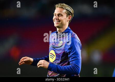 Barcellona, Espagne. 2 novembre 2025. Frenkie DE JONG di Barcellona durante il campionato spagnolo di LaLiga tra FC Barcelona ed Elche CF il 2 novembre 2025 all'Estadi Olimpic Lluis Companys di Barcellona, Spagna - foto Sergio Ros/Matthieu Mirville/DPPI Credit: DPPI Media/Alamy Live News Foto Stock