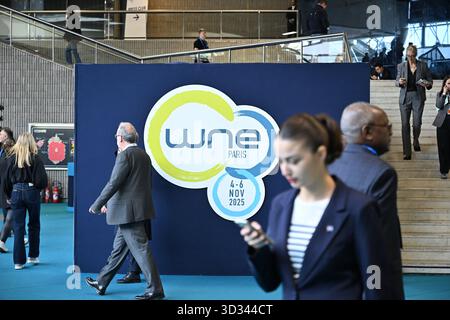 Villepinte, Francia. 4 novembre 2025. Illustrazione dell'esposizione mondiale del nucleare al Villepinte Exhibition Center il 4 novembre 2025. Foto di Tomas Stevens/ABACAPRESS.COM credito: Abaca Press/Alamy Live News Foto Stock