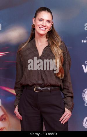 Viviane Geppert bei der Premiere des Kinofims Das Leben der Wünsche im Mathäser Filmpalast. München, 04.11.2025 *** Viviane Geppert alla prima del film Das Leben der Wünsche al Mathäser Filmpalast Monaco di Baviera, 04 11 2025 foto:Xn.xKolinzx/xFuturexImagex wuensche 5135 Foto Stock