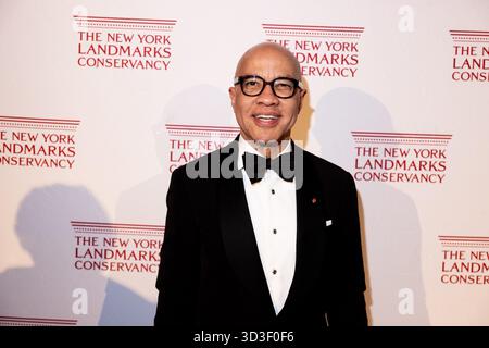 NY. 5 novembre 2025. Darren Walker agli arrivi per il New York Landmarks Conservancy 2025 Living Landmarks Celebration, The Plaza Hotel, New York, NY, 5 novembre, 2025. crediti: Ryan Billings/Everett Collection/Alamy Live News Foto Stock