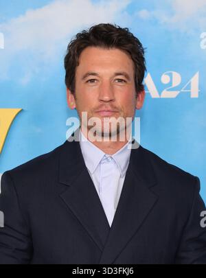 5 novembre 2025 - Los Angeles, California - Miles Teller. Proiezione speciale del film "Eternity" all'AMC Century City 15. (Credit Image: © AdMedia via ZUMA Press Wire) SOLO PER USO EDITORIALE! Non per USO commerciale! Foto Stock