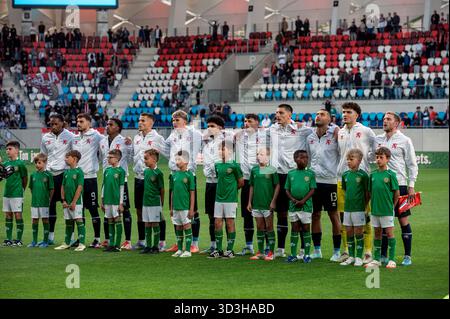 Lussemburgo 10 giugno 2025. Calcio - amichevole internazionale Lussemburgo vs Repubblica d'Irlanda nello Stade de Luxembourg. Formica nazionale lussemburghese Foto Stock