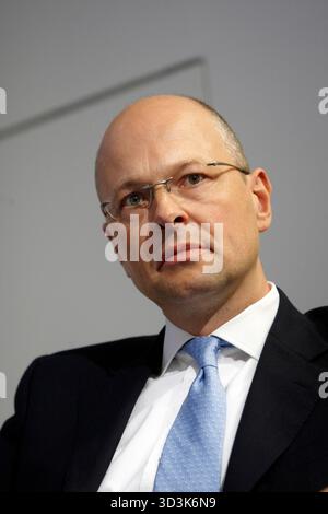 Martin Reitz, responsabile del settore investment banking, Germania, Austria e Svizzera Rothschild, tiene una lezione presso la School of Management di Vallendar, Rhinel Foto Stock