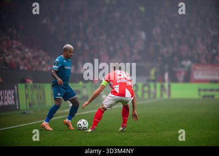 MAGONZA, GERMANIA - 6 NOVEMBRE 2025: Dodo - la partita di calcio della UEFA Conference League 1. FSV Mainz 05 contro ACF Fiorentina alla Mewa Arena. Foto Stock