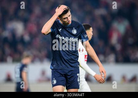 Stoccarda, Germania. 6 novembre 2025. Calcio: Europa League, VfB Stoccarda - Feyenoord Rotterdam, turno preliminare, giornata 4, MHPArena. Anel Ahmedhod·i· (Feyenoord Rotterdam) reagisce. Credito: Tom Weller/dpa/Alamy Live News Foto Stock