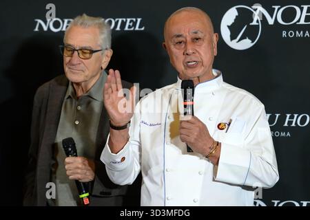 Roma, Italia. 6 novembre 2025. L'attore Robert De Niro e lo chef Nobu Matsuhisa partecipano all'inaugurazione dell'hotel Nobu in via Veneto a Roma, il 6 novembre 2025. Crediti: Insidefoto/Alamy Live News Foto Stock