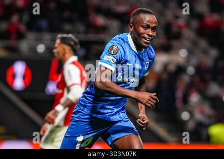 Braga, Portogallo. 6 novembre 2025. Yira Sor di Genk festeggia dopo aver segnato durante una partita di calcio tra la squadra di calcio portoghese SC Braga e il club belga KRC Genk, giovedì 6 novembre 2025, a Braga, quarta partita (su 8) nella fase di campionato della UEFA Europa League. BELGA PHOTO JOMA GISBERT credito: Belga News Agency/Alamy Live News Foto Stock