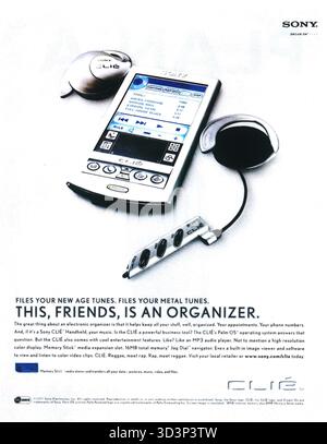 2001 Sony CLIÉ Personal Digital Assistant (PDA), "Personal Entertainment Organizer" con riproduzione mp3 Foto Stock