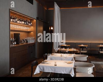 Interni moderni del ristorante con arredi artistici e un'atmosfera accogliente Foto Stock