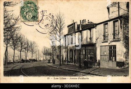 Questa fotografia, scattata tra il 1900 e il 1910, mostra Avenue Faidherbe a Les Lilas, catturando lo sviluppo di questo sobborgo parigino all'inizio del XX secolo. Foto Stock