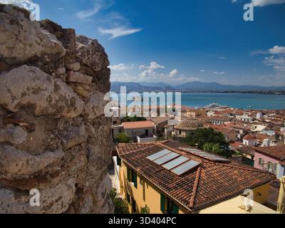 Vista della città vecchia di Naxos (Chora), Cicladi, Grecia Foto Stock