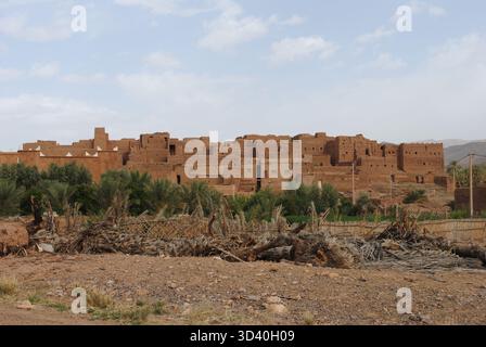 Vista di Ouarzazate città vecchia aka kasbah e gru nido, Marocco Foto Stock