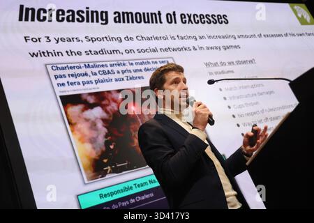 Tubize, Belgio. 7 novembre 2025. Olivier Simons di Charleroi raffigurato durante una tavola rotonda sulla sicurezza nel calcio, organizzata dalla Pro League e dalla Royal Belgian Football Association (RBFA), venerdì 07 novembre 2025 a Tubize. BELGA PHOTO VIRGINIE LEFOUR credito: Belga News Agency/Alamy Live News Foto Stock