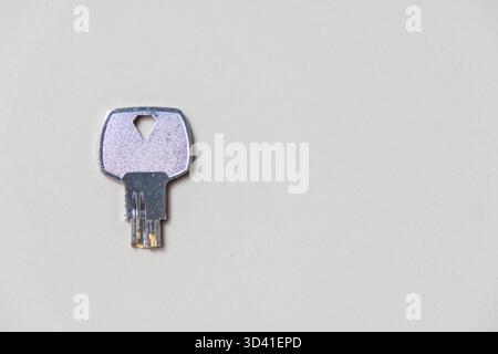 Primo piano della chiave di casa rotta Foto Stock