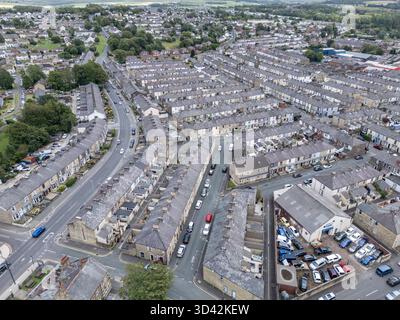 Vista aerea di una parte residenziale di Burnley (BB10), Lancashire, Regno Unito. Foto Stock