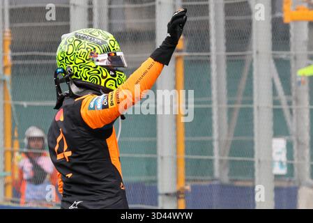 San Paolo, BRA. 11/08/2025. Lando Norris del Regno Unito alla guida della (4) McLaren F1 Team MCL39 Mercedes, durante la Formula 1 MSC Cruises grande Premio De Sao Paulo 2025. Crediti: Alessio Morgese / Alamy live news Foto Stock