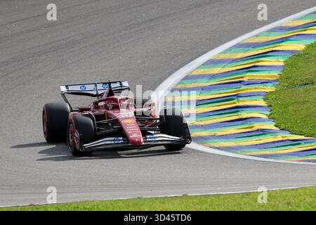 San Paolo, BRA. 11/08/2025. Charles Leclerc di Monaco alla guida della (16) Scuderia Ferrari HP SF-25 Ferrari, durante la Formula 1 MSC Cruises grande Premio De Sao Paulo 2025. Crediti: Alessio Morgese / Alamy live news Foto Stock