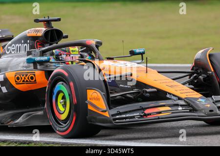 San Paolo, BRA. 11/08/2025. Oscar Piastri dell'Australia alla guida del (81) McLaren F1 Team MCL39 Mercedes, durante la Formula 1 MSC Cruises grande Premio De Sao Paulo 2025. Crediti: Alessio Morgese / Alamy live news Foto Stock