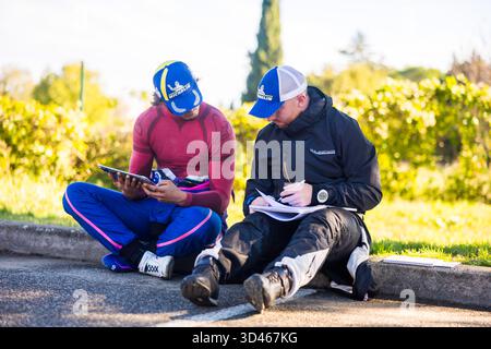 CONSTANT Louis, coppa Mathieu, Hyundai i20N Rally2, portait durante il Rallye Terre de Vaucluse 2025, 7° round del Championnat de France des rallyes Terre 2025, dall'8 al 9 novembre 2025 a Courthézon, Francia - Photo Bastien Roux/DPPI credito: DPPI Media/Alamy Live News Foto Stock