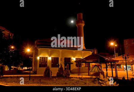 Situata a Kirklareli, Turchia, la Moschea Hizir Bey è stata costruita nel 1383. Foto Stock