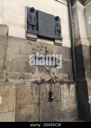 Chiesa di San Cirillo e Metodio, Praga - cripta della seconda guerra mondiale dell'operazione Anthropoid, dove gli assassini di Heydrich combatterono le forze naziste in una drammatica battaglia finale con le armi Foto Stock