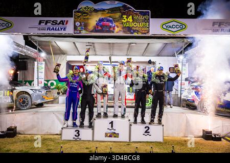 GASCOU Emmanuel, DE TURCKHEIM Gilles, Skoda Fabia RS Rally2, CONSTANT Louis, coppa Mathieu, Hyundai i20N Rally2, MARTELL Conner, GELSOMINO Alessandro, Skoda Fabia RS Rally2, portait durante il Rallye Terre de Vaucluse 2025, 7° round del Championnat de France des rallyes Terre 2025, dall'8 al 9 novembre 2025 a Courthézon, Francia - Photo Bastien Roux/DPPI credito: DPPI Media/Alamy Live News Foto Stock