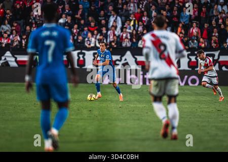 Madrid, Espagne. 9 novembre 2025. Alvaro Carreras del Real Madrid durante il campionato spagnolo di LaLiga partita di calcio tra Rayo Vallecano e Real Madrid CF il 9 novembre 2025 all'Estadio de Vallecas di Madrid, Spagna - foto Alexandre Martins/DPPI credito: DPPI Media/Alamy Live News Foto Stock