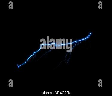 Un fulmine blu strisce un vuoto scuro, mostrando una potente scarica elettrica durante una tempesta. Foto Stock