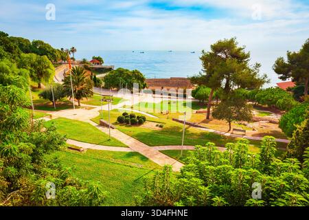 Parco pubblico dei miracoli a Tarragona. Tarragona è una città portuale situata nel nord-est della Spagna sulla Costa Daurada, nella regione della Catalogna, in Spagna. Foto Stock