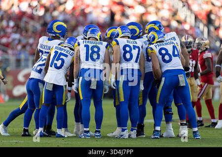 9 novembre 2025; Santa Clara, California, Stati Uniti; i Los Angeles Rams si riaddormentano durante il terzo quarto contro i San Francisco 49ers al Levi's Stadium. Credito obbligatorio: Stan Szeto - immagine dello sport Foto Stock