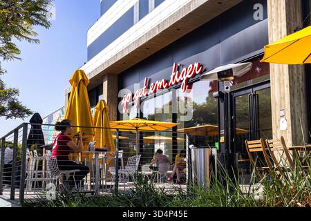 Prendi l'esterno della caffetteria Em Tiger a Culver City, California Foto Stock
