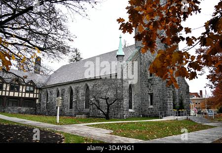 GREAT BARRINGTON, MASSACHUSETTES - 31 ottobre 2025: Saint James Place, centro culturale e spazio per eventi all'avanguardia. Foto Stock