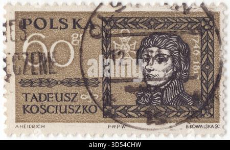 POLONIA — 1961 giugno 15: 60 francobollo grosz grigio oliva raffigurante il ritratto di Andrzej Tadeusz Bonawentura Kościuszko. Era un ingegnere militare polacco, statista e capo militare che divenne un eroe nazionale in Bielorussia, Francia, Lituania, Polonia e Stati Uniti. Combatté nelle lotte della Confederazione polacco-lituana contro la Russia e la Prussia, e dalla parte degli Stati Uniti nella guerra di indipendenza americana. Come comandante supremo delle forze armate nazionali polacche, guidò la rivolta di Kościuszko del 1794 Foto Stock