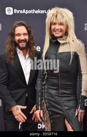 Tom Kaulitz und Bill Kaulitz von Tokio Hotel bei der 77. Bambi-Verleihung 2025 nei den Bavaria Filmstudios. München, 13.11.2025 Foto Stock