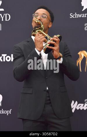 Leo Neugebauer bei der 77. Bambi-Verleihung 2025 nei den Bavaria Filmstudios. München, 13.11.2025 Foto Stock